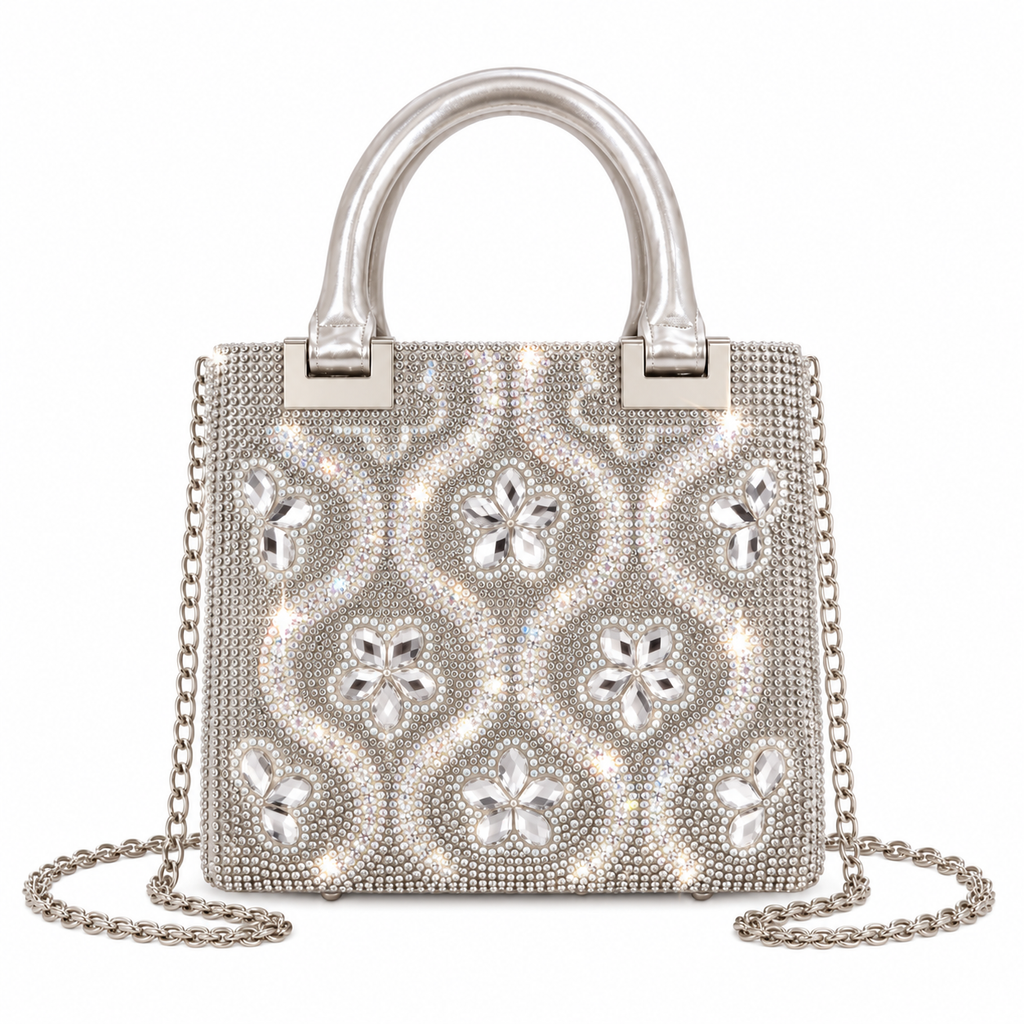Bolso de fiesta con pedrería color plata y brillo elegante